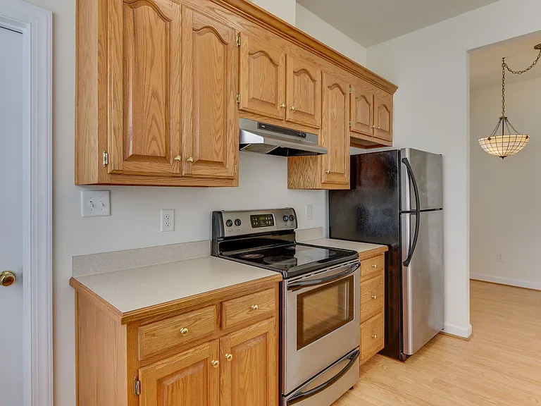 955 Poquoson Ave — Photo 17