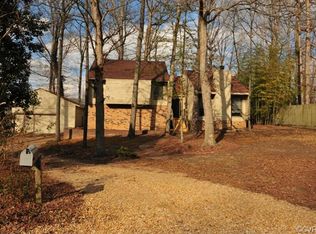 8302 Stone River Ct, North Chesterfield, VA 23235