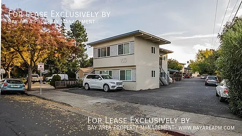 1835 Villa St #6 Photo 1