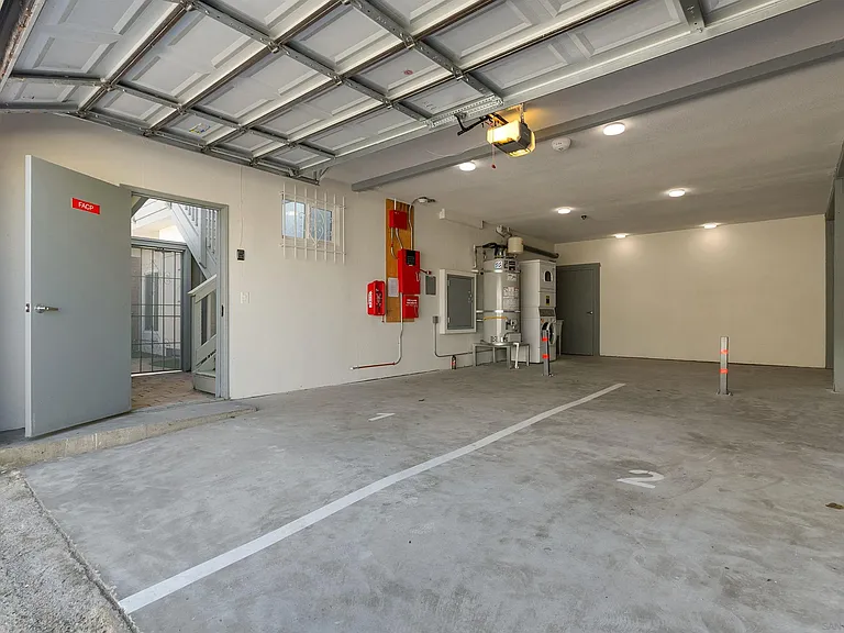 520 Pearl St #2 — Photo 15