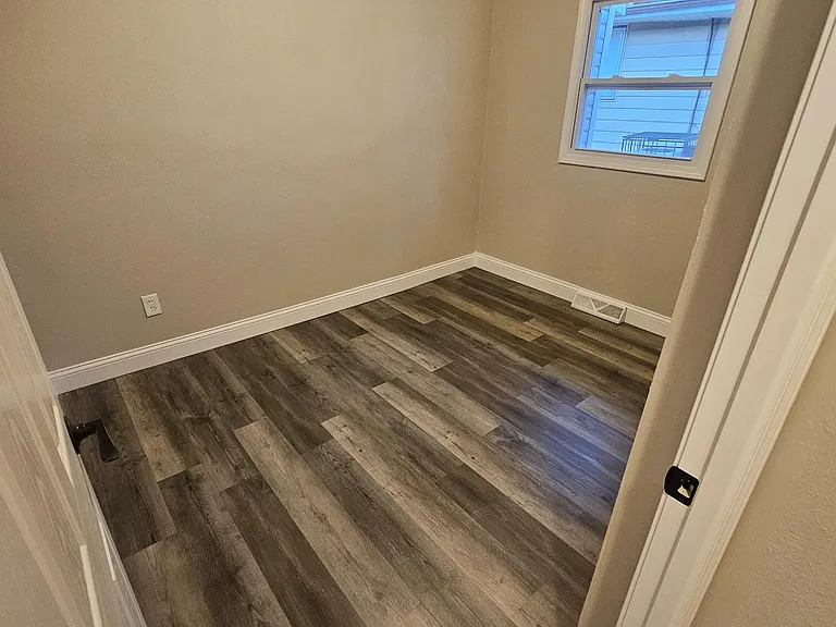 10100 Ventura Dr — Photo 6