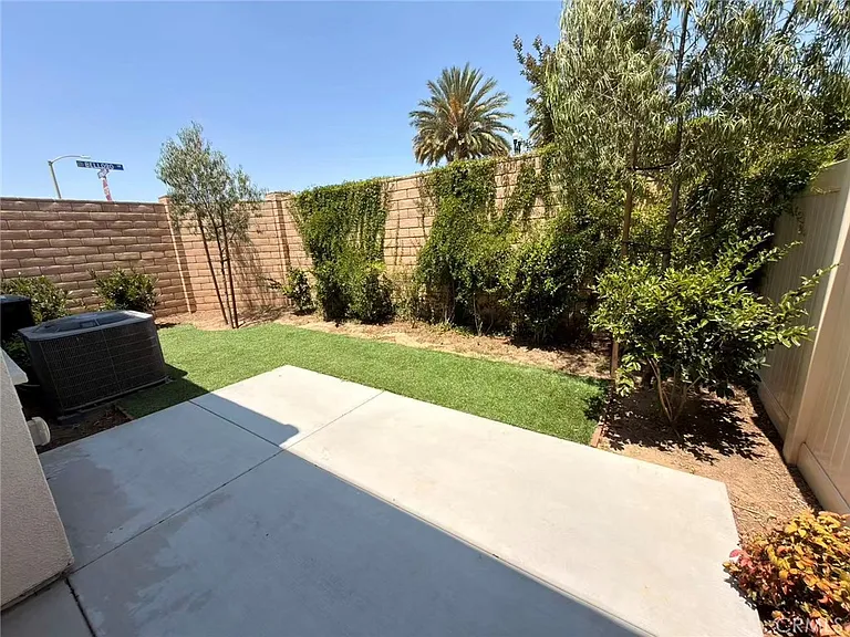 196 Bonita Ln — Photo 24