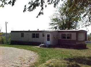 1410 E Pence Rd, Cameron, MO 64429