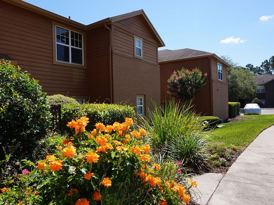 Residences At Sabal Point Condominiums 409 Summit Ridge Pl Longwood