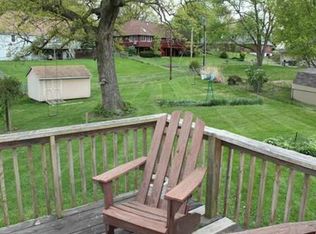 17703 E Redwood Dr, Independence, MO 64056