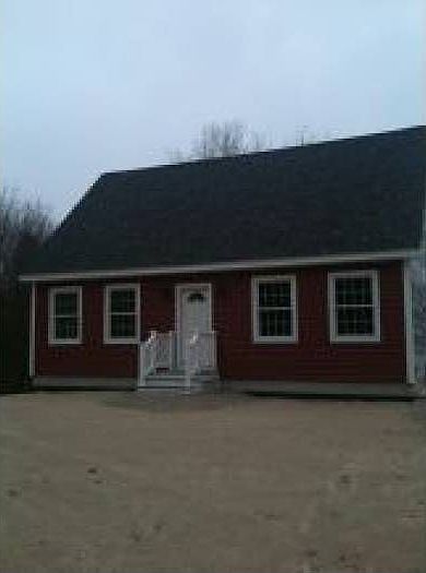 2nd image of 105 York Woods Rd