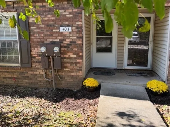 403 Saddle Horn Rd, Charleston, WV 25314
