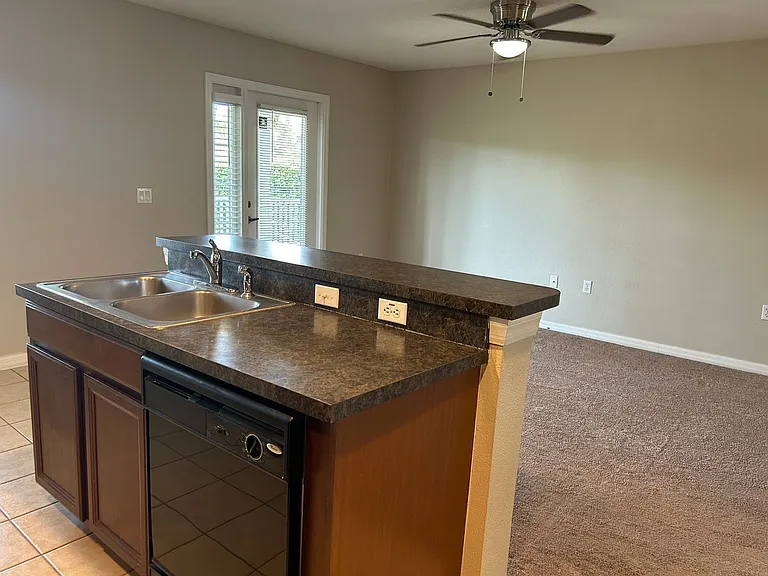 458 Tradition Ln — Photo 14