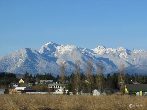 84 Green Valley Lane, Sequim, WA 98382