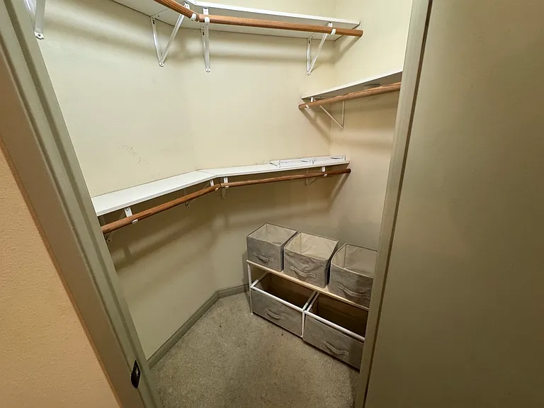 488 E Ocean Blvd #417 — Photo 34