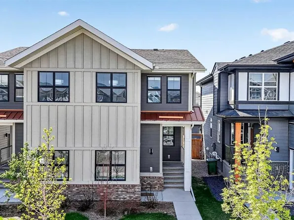 195 N Magnolia Ter SE, Calgary, AB T3M 3N2