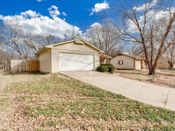 1302 N Taylor St, El Dorado, KS 67042