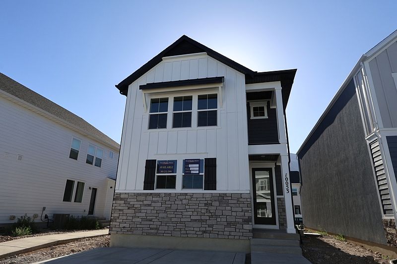 Exterior Front