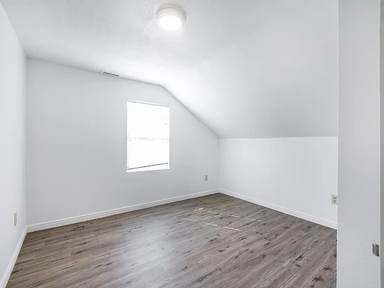 115 S 1000 E #UPSTAIRS — Photo 5