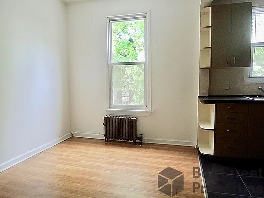 Rented by Box Street Properties LLC | media 10