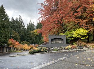 5000 NW Village Park Dr APT A105, Issaquah, WA 98027