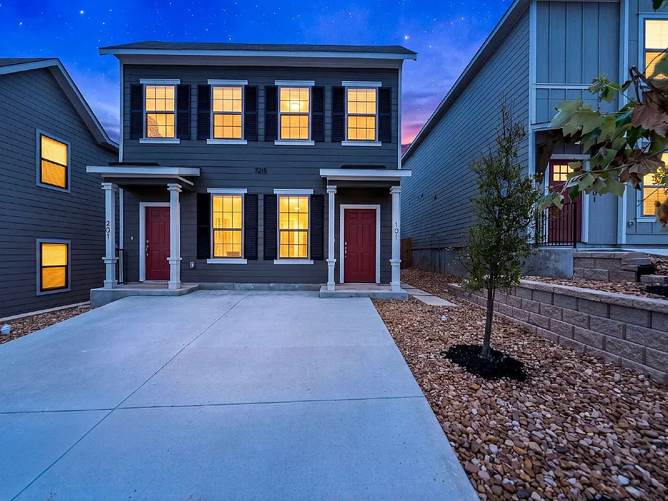 7215 Magnolia Vlg #101