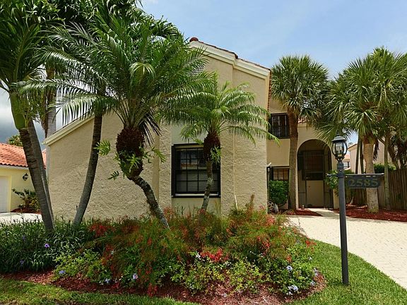 3rd image of 2585 La Lique Cir