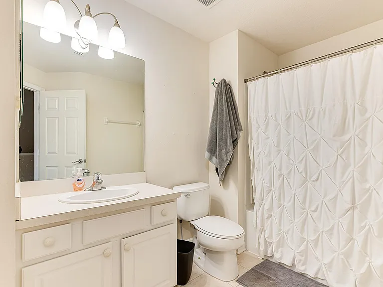 2nd bathroom