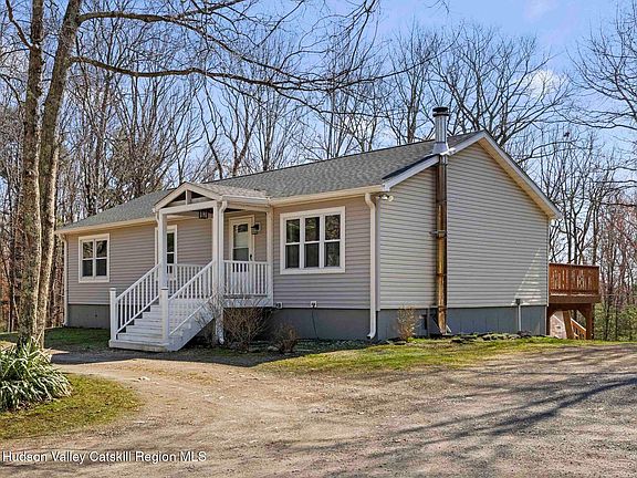 2nd image of 270 Ridgeview Road
