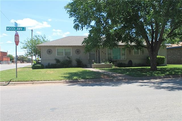 1st image of 517 Woodlawn Dr