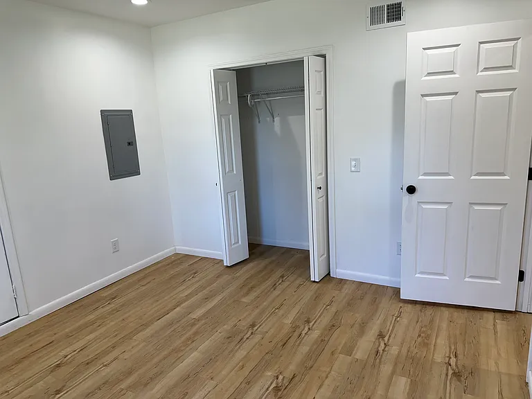 403 Wilson Ave #1 — Photo 7