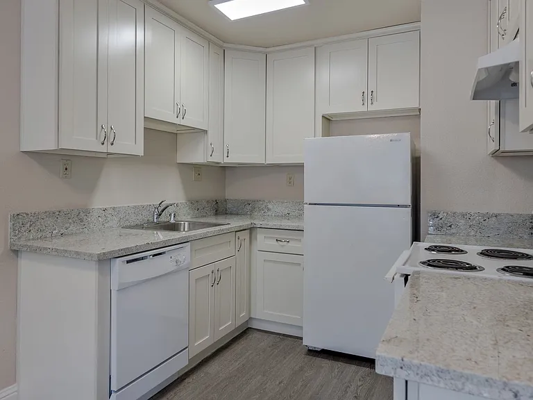 3259 Marshall Way #21 — Photo 9