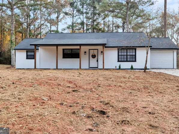 9056 Chestnut Lake Dr, Jonesboro, GA 30236