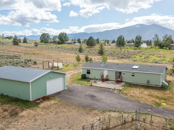 675 Cougar Ln, Stevensville, MT 59870