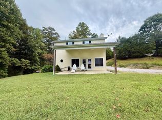 513 Dogwood Ln, Burkesville, KY 42717