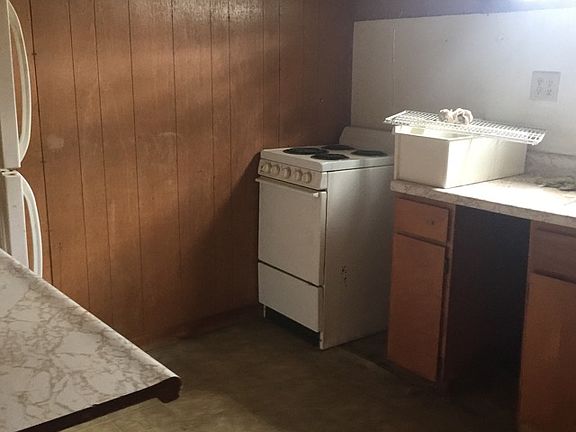 2nd image of 301 E Alameda St
