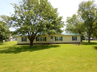 701 N English St, Sidell, IL 61876