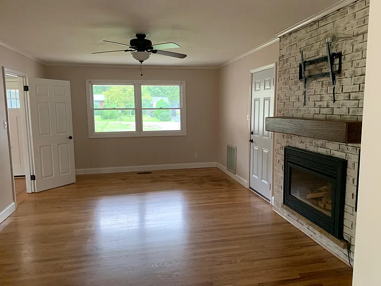 Living room with Gas fireplace