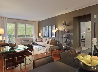 350 Old River Rd #319, Edgewater, NJ 07020