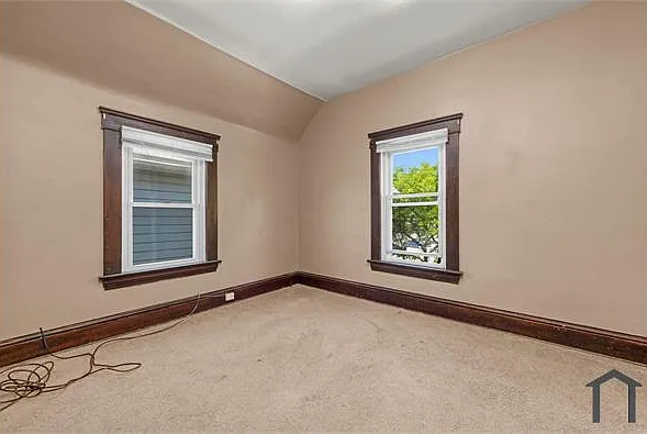 4125 Bucyrus Ave — Photo 29