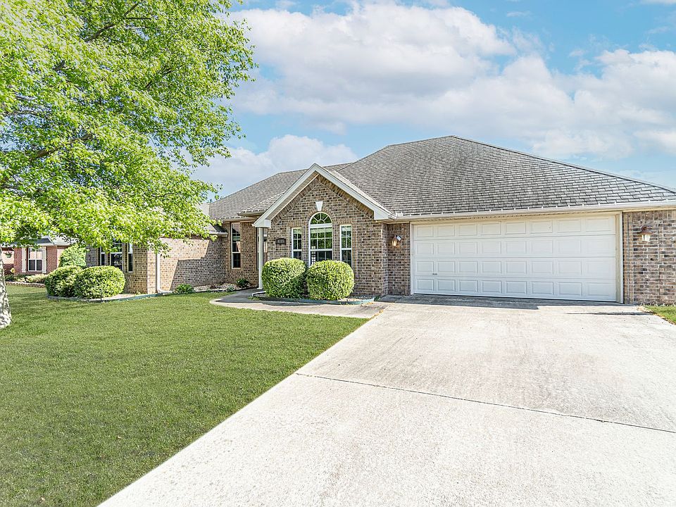 1st image of 4105 SW Slate Ln