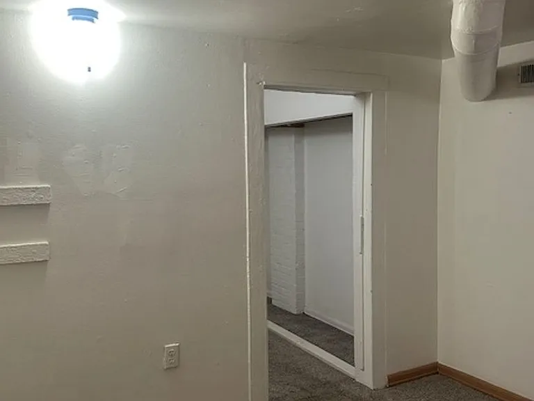 726 N 11th Ave — Photo 21