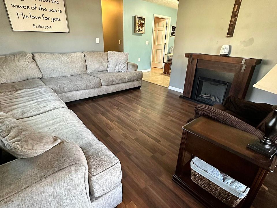 6913 Attica St, Stockwell, IN 47983 Zillow