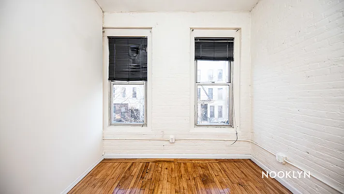 Rented by Nooklyn NYC LLC | media 33