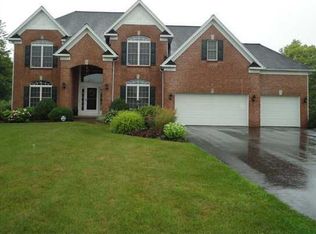 31 Dundas Dr, Rochester, NY 14625