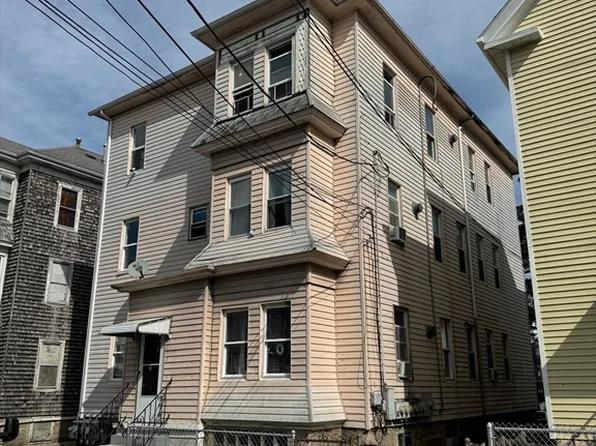 12 Harmony St, New Bedford, MA 02744