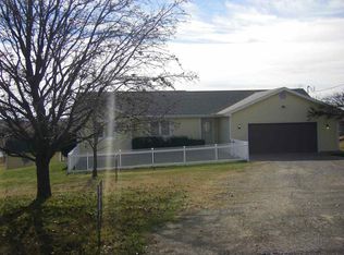 11445 SW Frontage Rd, Topeka, KS 66615