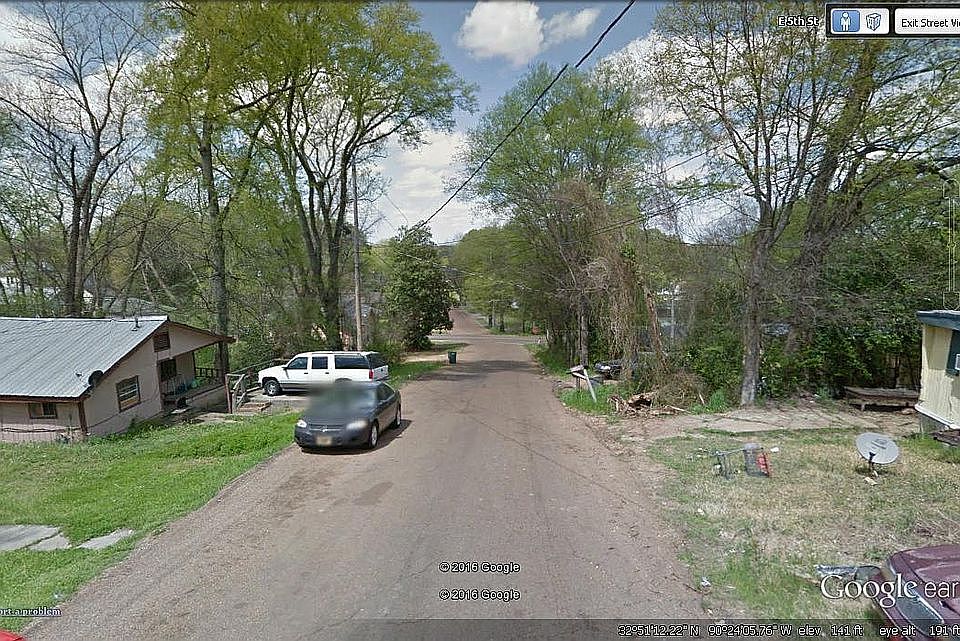 Quiet Neighborhood 