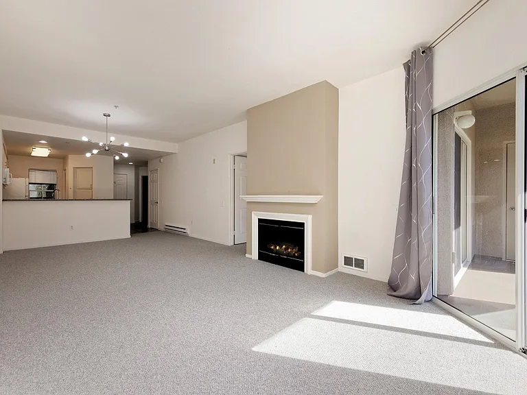 220 Caldecott Ln #201 — Photo 15
