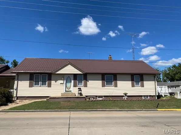 218 Bruce St, Perryville, MO 63775