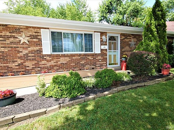 4th image of 937 Kerns Dr
