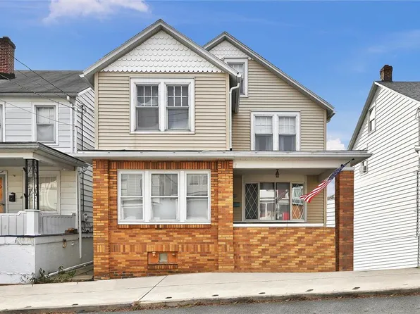 229 E Fell St, Summit Hill, PA 18250