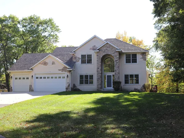 2230 Briarwood Ln NE, East Bethel, MN 55011