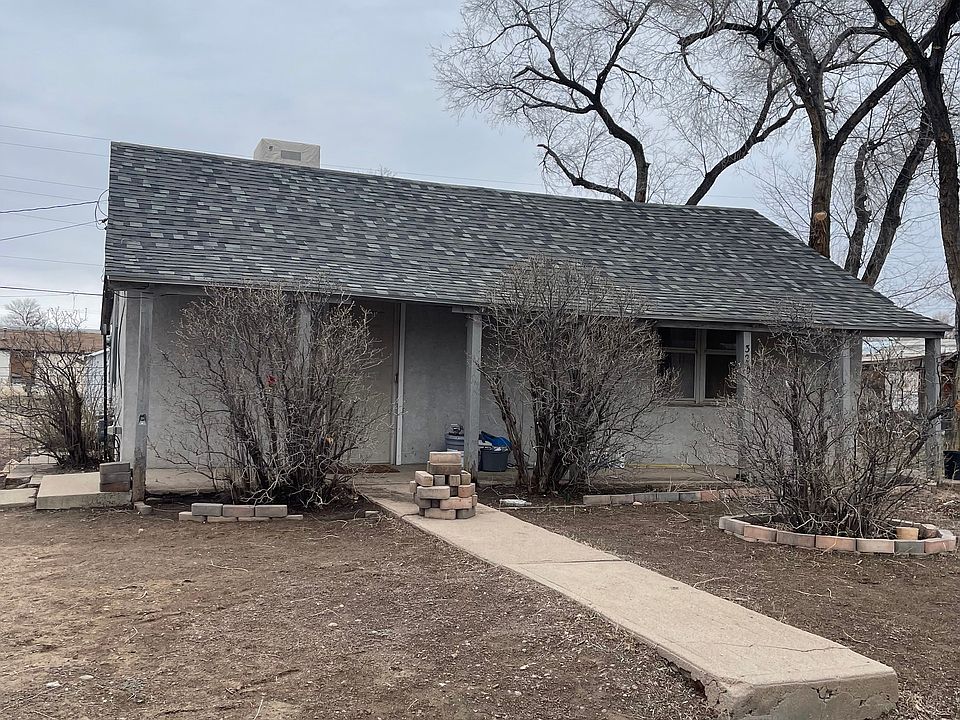 1st image of 425 Lucille St