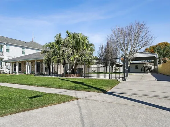237 12th St, New Orleans, LA 70124